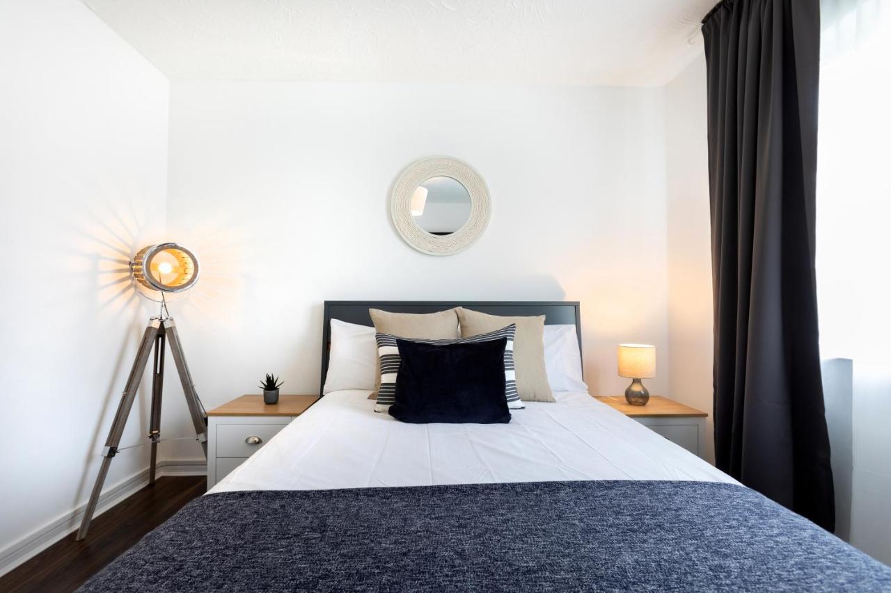 1-Bedroom Apartment With A Private Garden, Beach 5-Min Walk Weymouth Pokoj fotografie